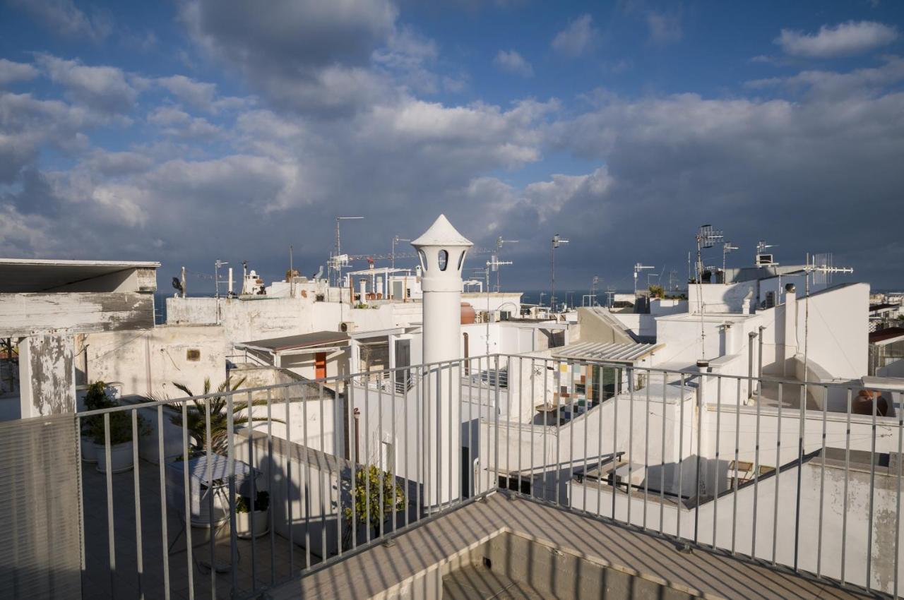 Le Case Di Gio'- Vico Corte Polignano a Mare Luaran gambar
